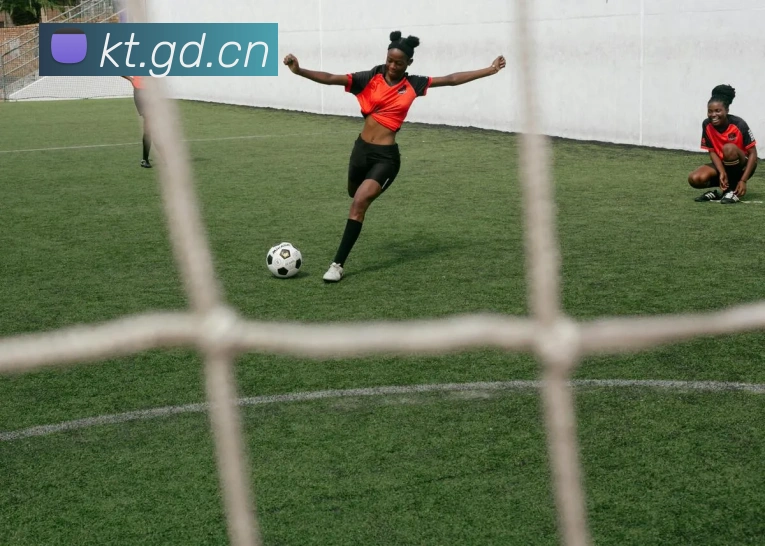 东京奥运会乒乓球女单决赛直播：巅峰对决与技术盘点